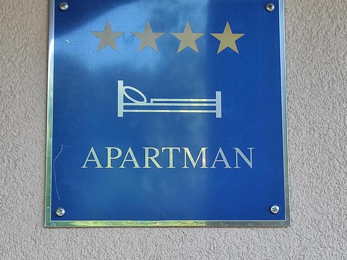 לאבין Apartman Gina מראה חיצוני תמונה