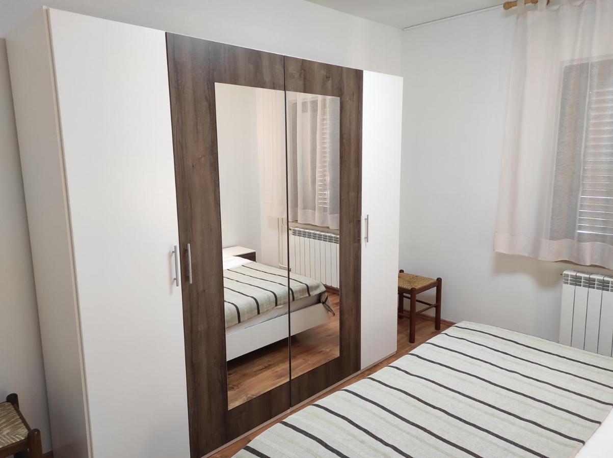 לאבין Apartman Gina מראה חיצוני תמונה